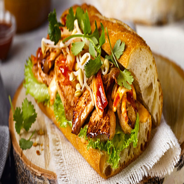 Poulet Sandwich (Chicken)